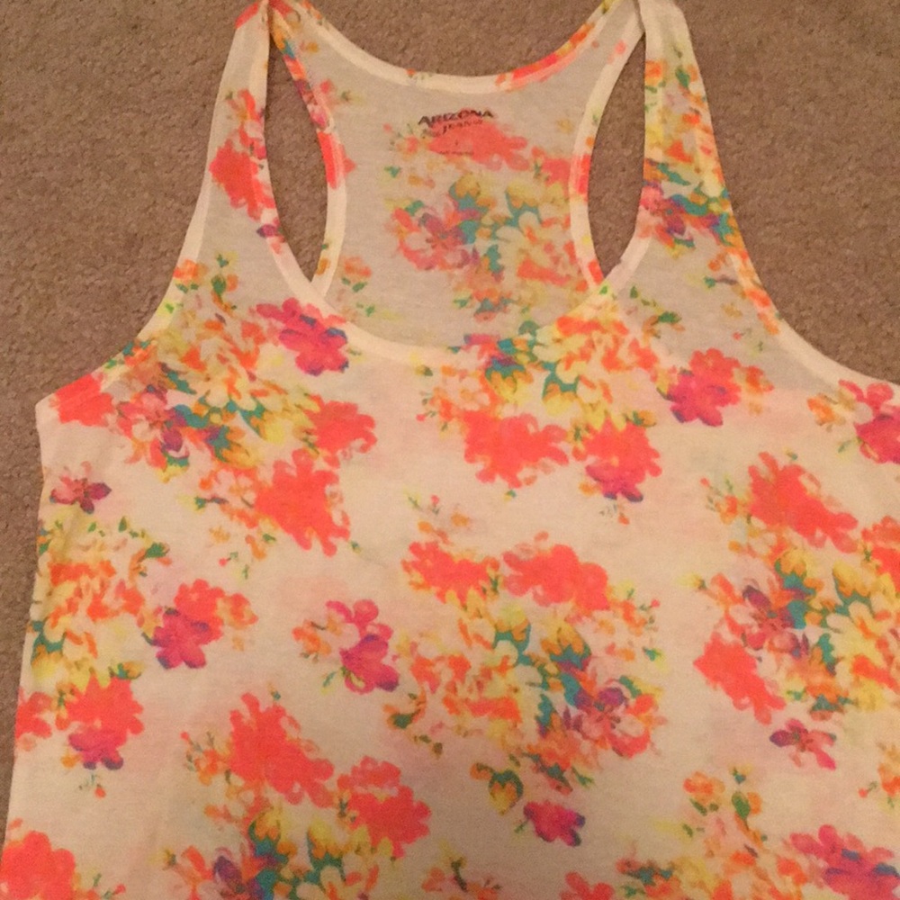 Tank - Picture 2 of 2